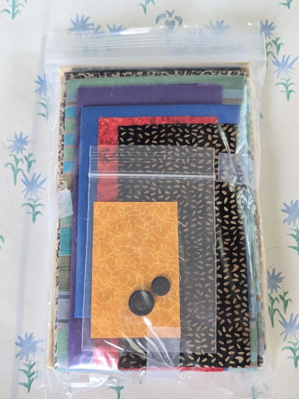 Give Thanks You're Not A Turkey Mini Quilt Wall Hanging Kit NEW Janine Ward DIY